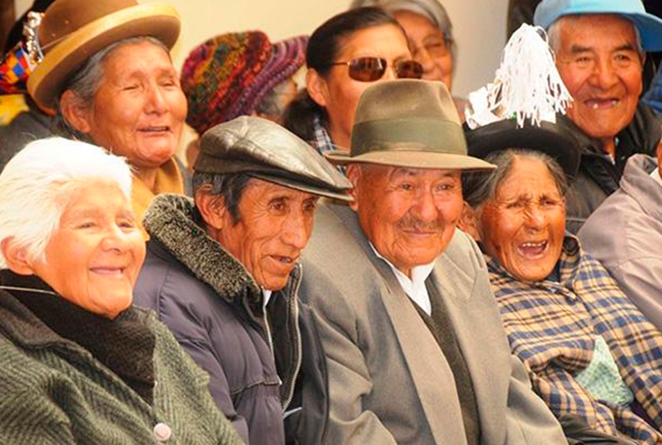 Gestora paga Renta Dignidad a 451.596 adultos mayores del área rural, 244.084 son mujeres y 207.512 varones
